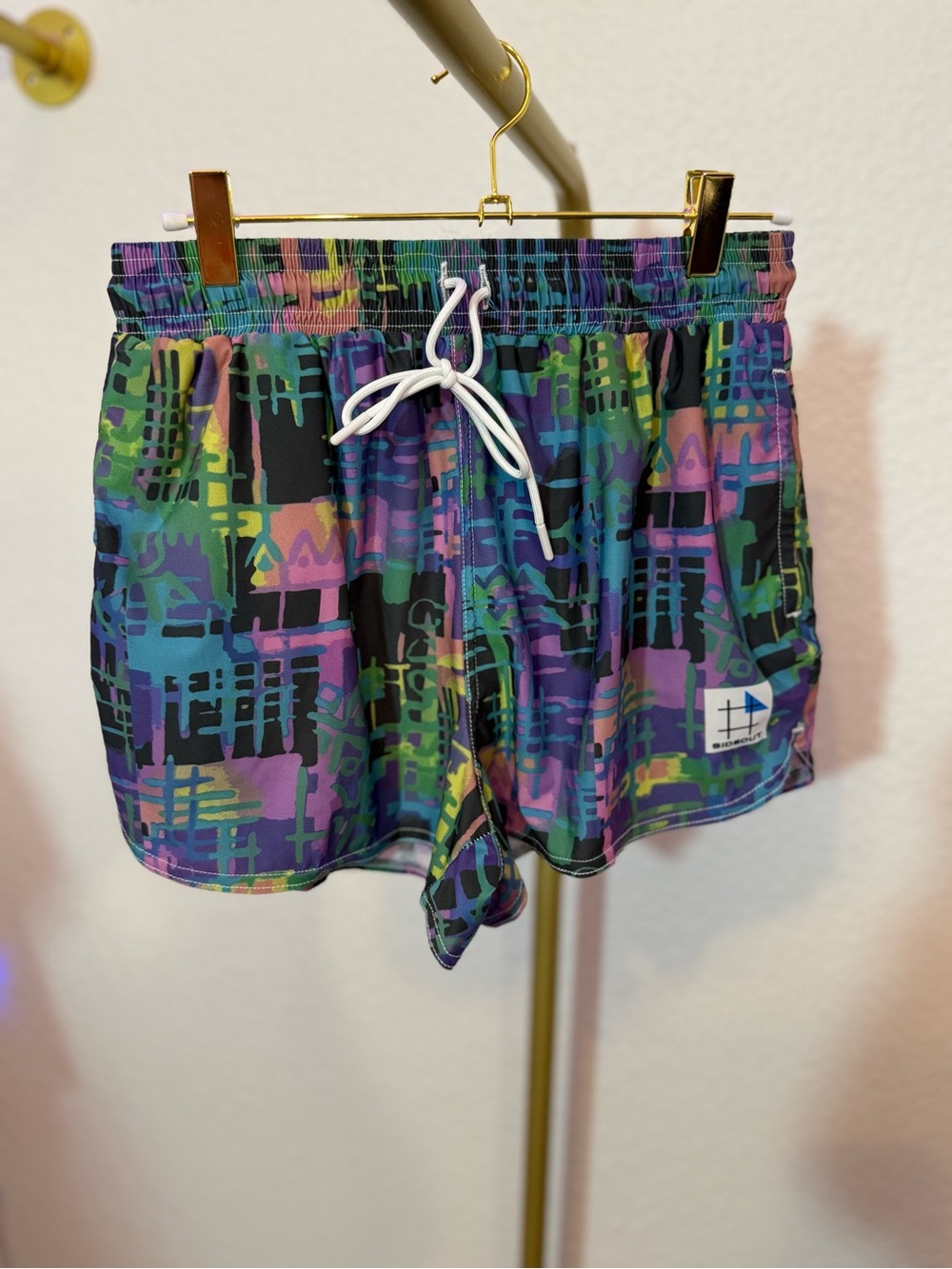 Sideout Women’s Multicolor Abstract Print Drawstring Shorts (B4)